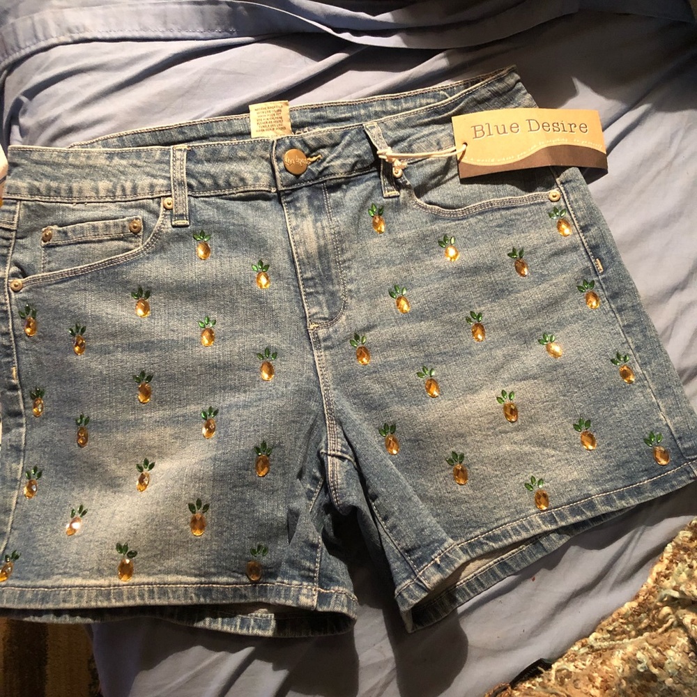 Embellished New denim shorts-12 FINAL PRICE!